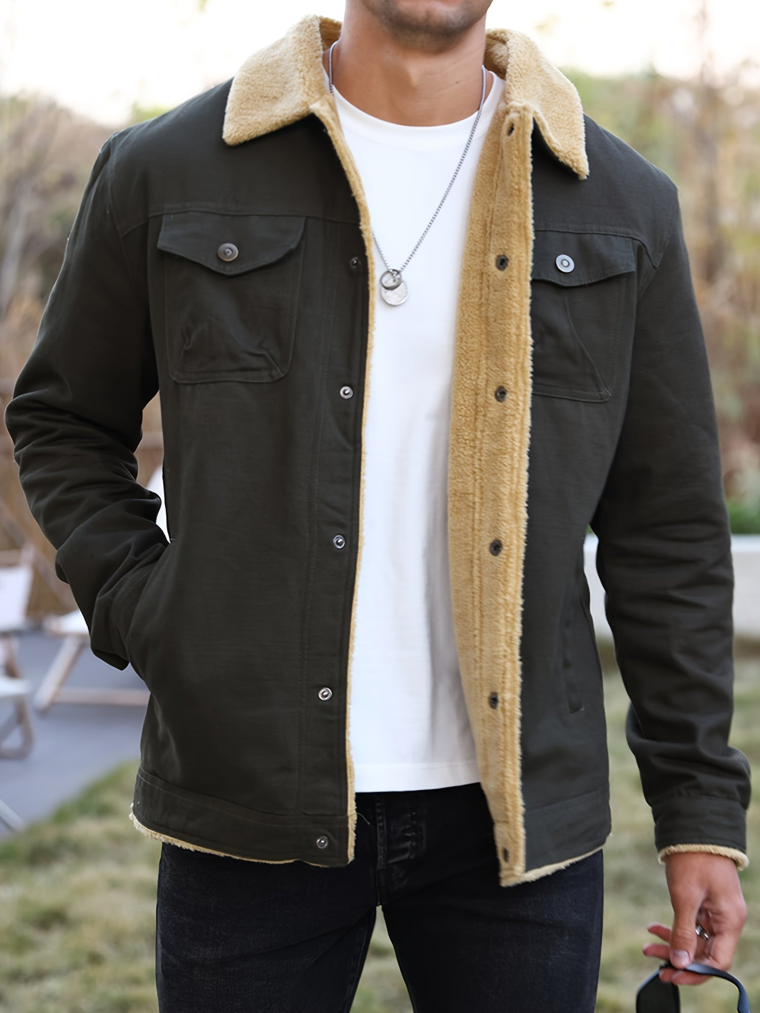 Men's Heavy-Duty Casual Fleece Collar & Chest Pocket Windproof Winter Workwear Coat That will Help Keep You Warm On Those Cold Days!